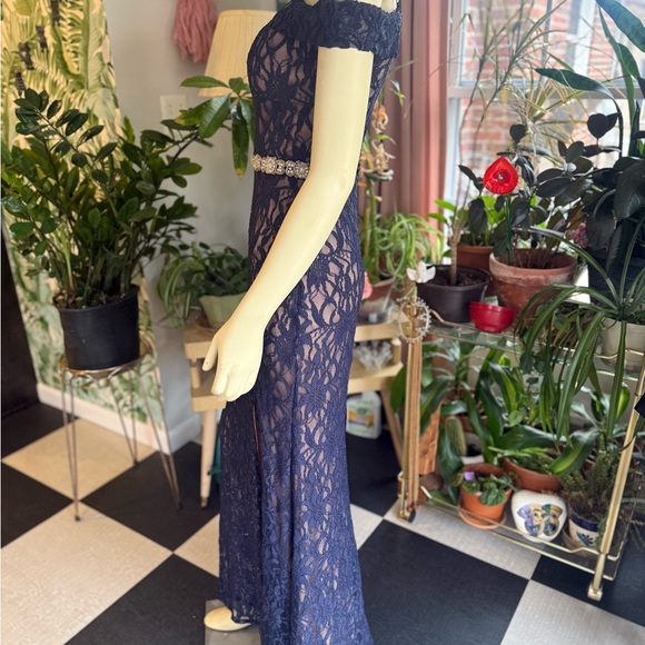 City Triangles Sm Navy Lace Mermaid Prom Dress Beaded Off Shoulder Gown Romantic - Picture 3 of 5